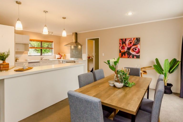 Photo of property in 33 Campbell Avenue, Paraparaumu, 5032