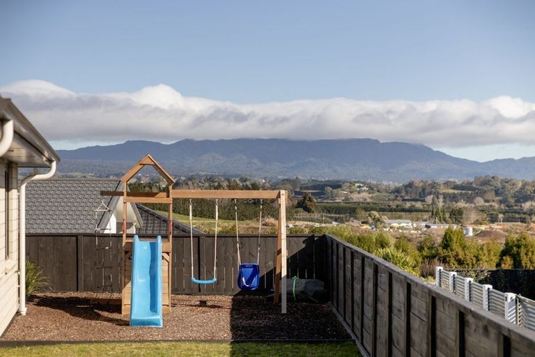 Photo of property in 14 Ridge Drive, Omokoroa, 3114