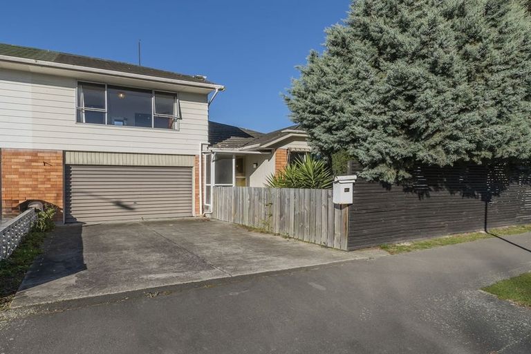Photo of property in 2/20 Penwood Street, Russley, Christchurch, 8042