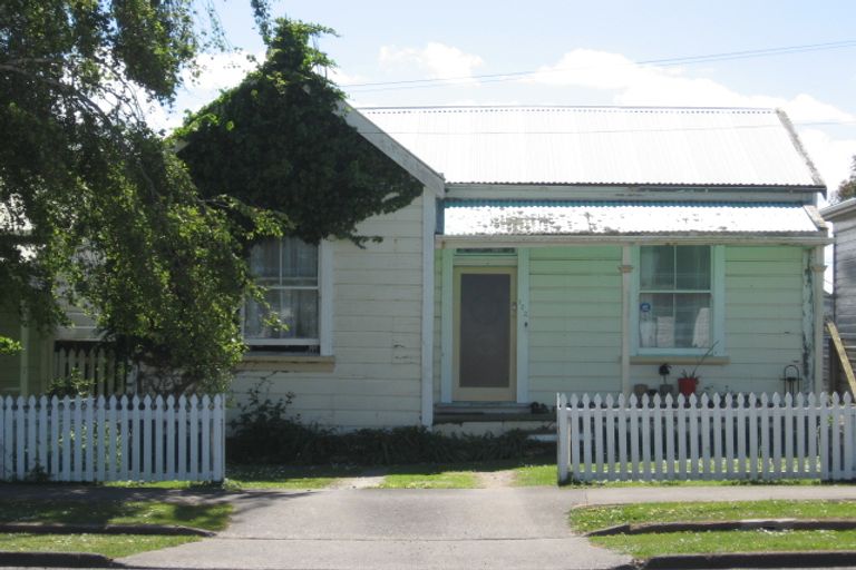 Photo of property in 122 Harrison Street, Whanganui, 4500