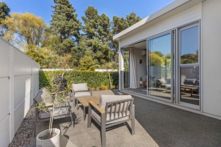 Photo of property in 5 Seager Lane, Hillmorton, Christchurch, 8024