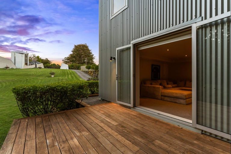 Photo of property in 138 Mahurangi West Road, Puhoi, Warkworth, 0983