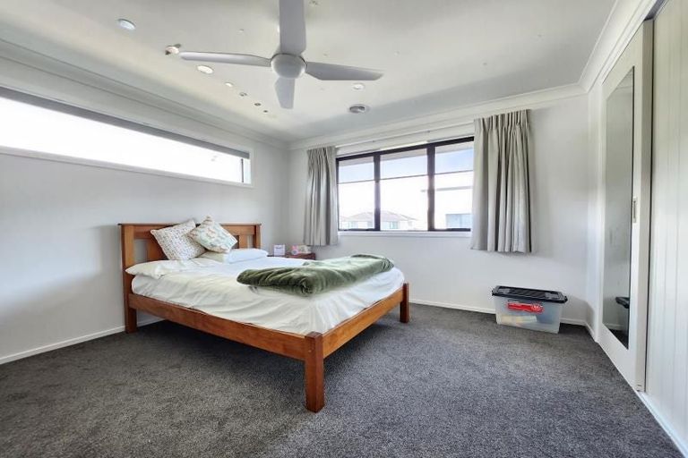 Photo of property in 126 Melksham Drive, Churton Park, Wellington, 6037