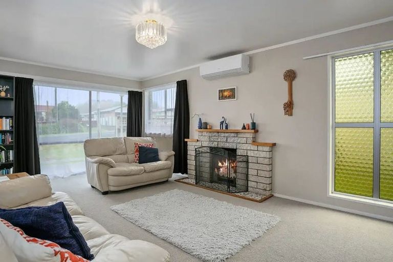 Photo of property in 47 Whitaker Street, Otumoetai, Tauranga, 3110