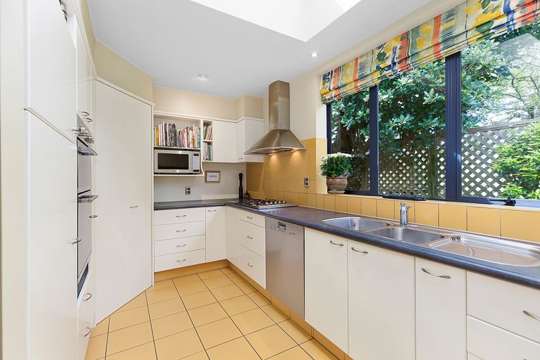 Photo of property in 39b Kenya Street, Ngaio, Wellington, 6035