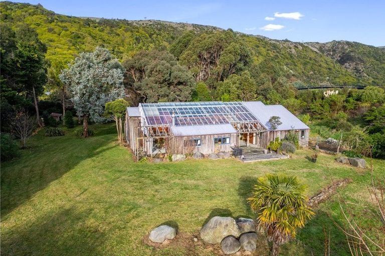 Photo of property in Stringer House, 224 Main Road South, Raumati South, Paraparaumu, 5032