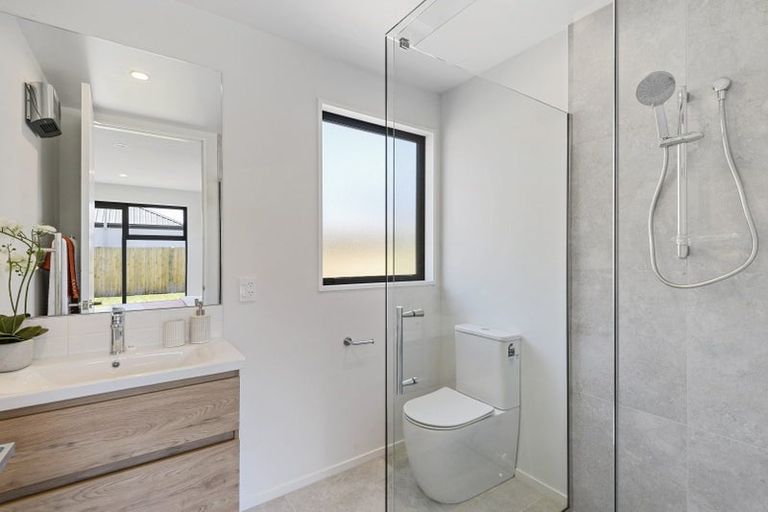 Photo of property in 17 Larissa Road, Halswell, Christchurch, 8025