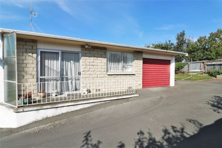 Photo of property in 3/10 Roslyn Terrace, West End, Timaru, 7910