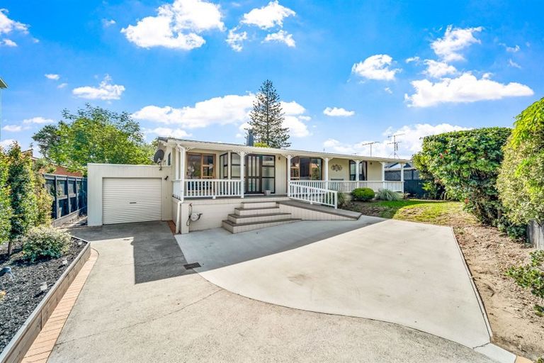 Photo of property in 9b Centreway Road, Orewa, 0931