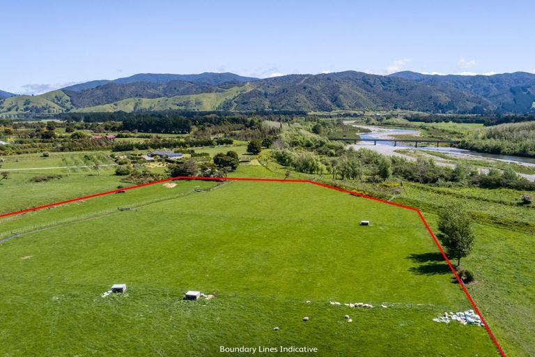 Photo of property in 50 Flax Cutter Lane, Woodside, Greytown, 5794