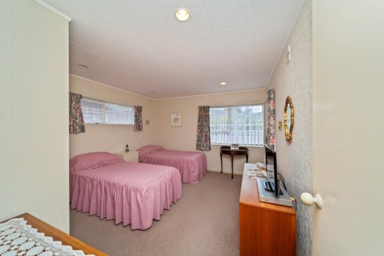 Photo of property in 85 Dixon Avenue, Hawera, 4610