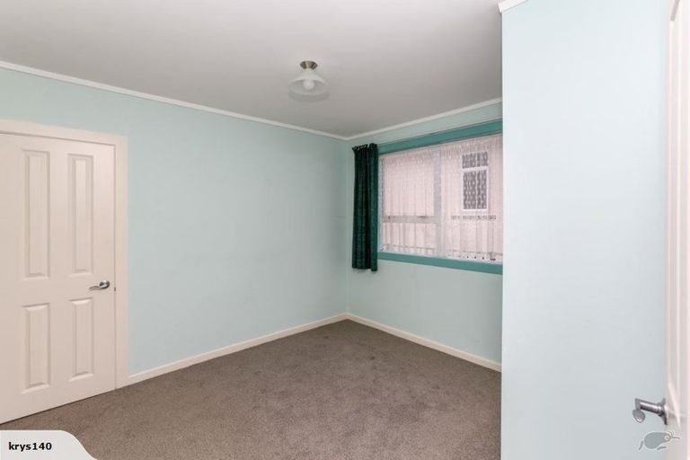 Photo of property in 60 Tukapa Street, Westown, New Plymouth, 4310