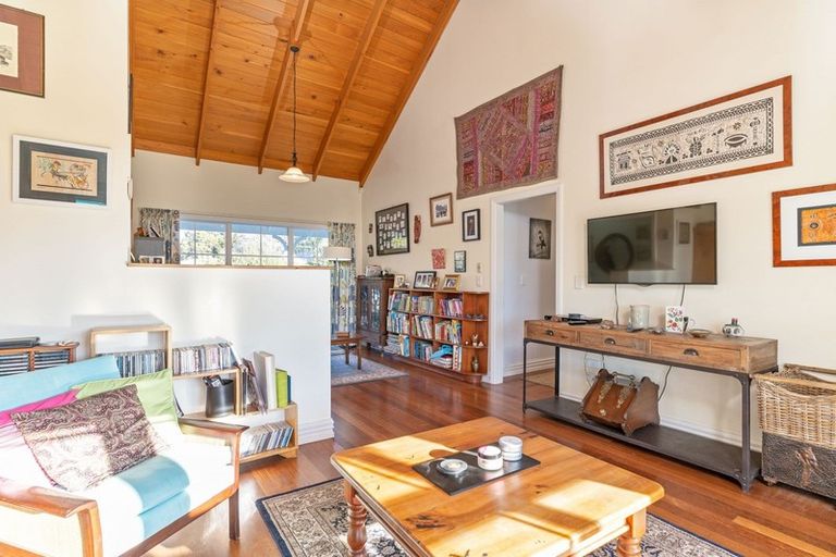 Photo of property in 184 Kuratawhiti Street, Woodside, Greytown, 5794