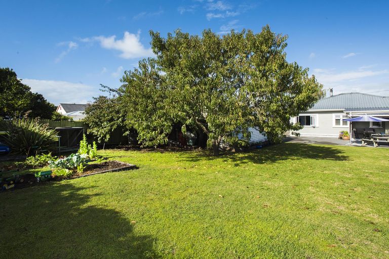 Photo of property in 215 Ormond Road, Mangapapa, Gisborne, 4010