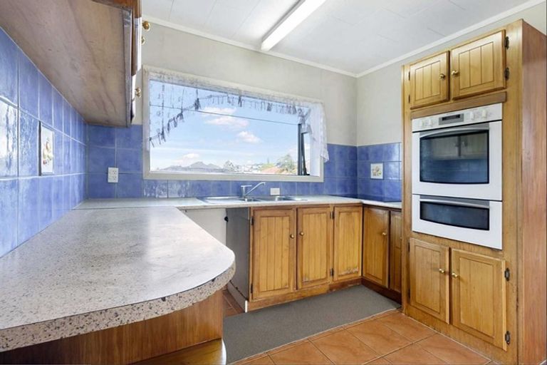 Photo of property in 38d Hetherington Road, Ranui, Auckland, 0612