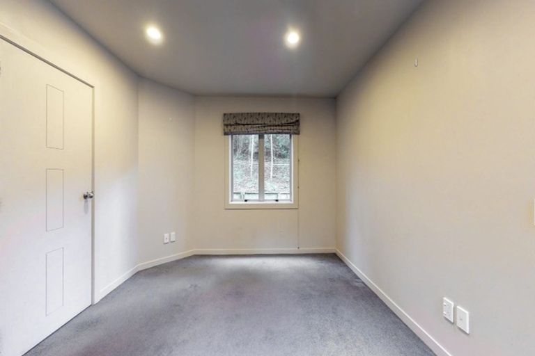 Photo of property in 263 Middleton Road, Glenside, Wellington, 6037