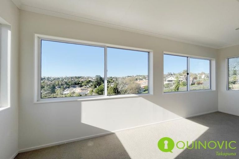 Photo of property in 28 Mulgan Way, Browns Bay, Auckland, 0630