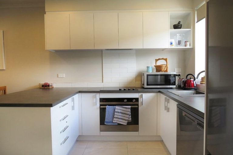 Photo of property in 91b Hobsonville Point Road, Hobsonville, Auckland, 0616