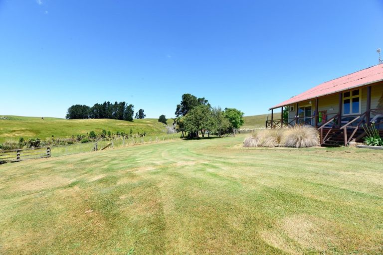 Photo of property in 617 Waihaorunga Back Road, Elephant Hill, Waimate, 7977