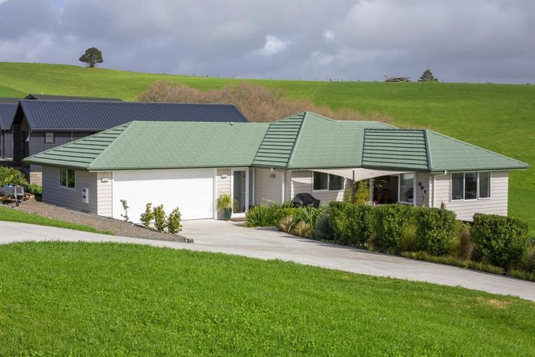 Photo of property in 38 Seascape Crescent, Waipu, 0582