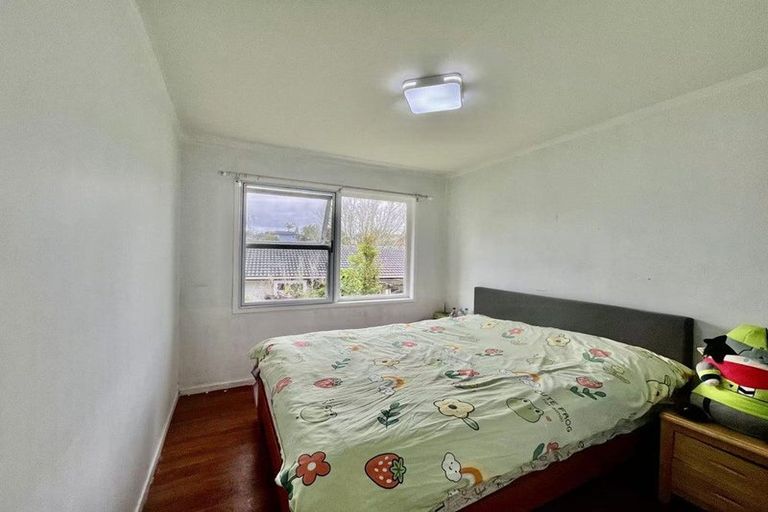 Photo of property in 5 Dallow Place, Henderson, Auckland, 0612