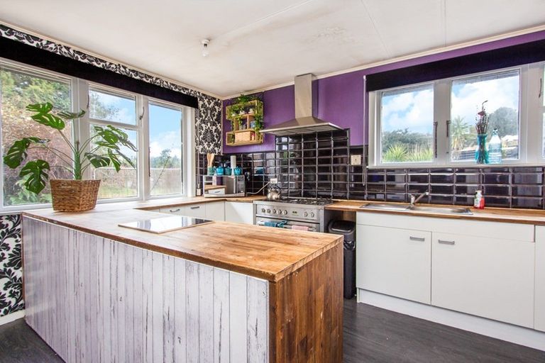 Photo of property in 38 Patetere Street, Mamaku, 3020