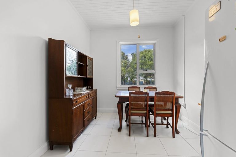 Photo of property in 21 Gisborne Terrace, Opunake, 4616