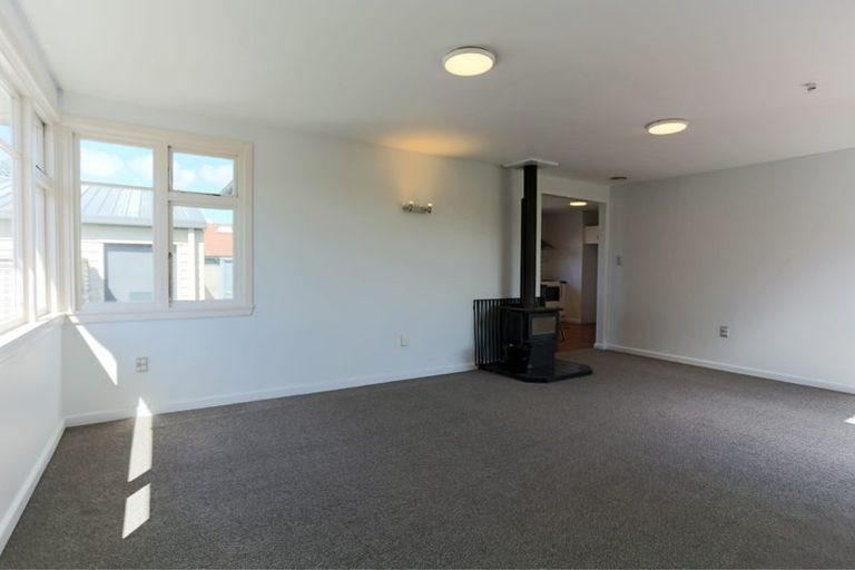 Photo of property in 32 Vagues Road, Northcote, Christchurch, 8052