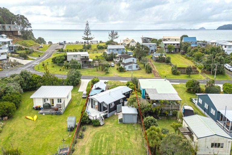 Photo of property in 103 Ocean Beach Road, Tairua, 3508