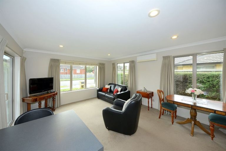 Photo of property in 2 Newall Avenue, Bryndwr, Christchurch, 8052