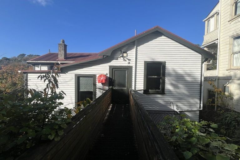Photo of property in 3 Crieff Street, Northland, Wellington, 6012