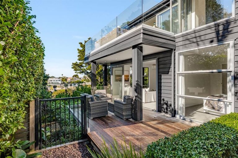 Photo of property in 7a Prospect Terrace, Milford, Auckland, 0620