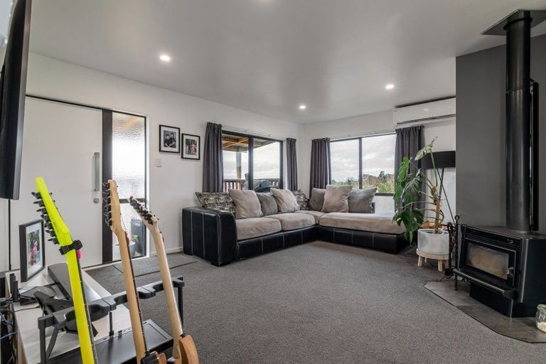 Photo of property in 83 Fraser Drive, Feilding, 4702