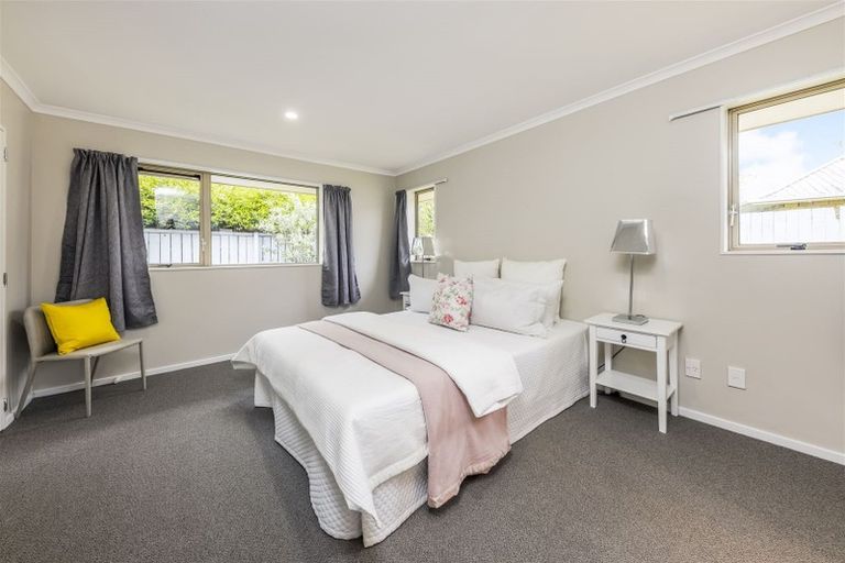 Photo of property in 20a Waterview Road West, Takanini, 2112