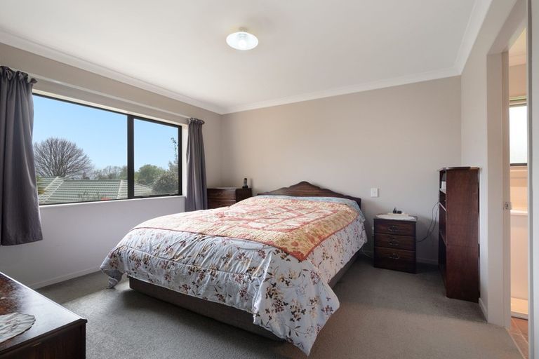 Photo of property in 2 Dowman Place, Te Puke, 3119
