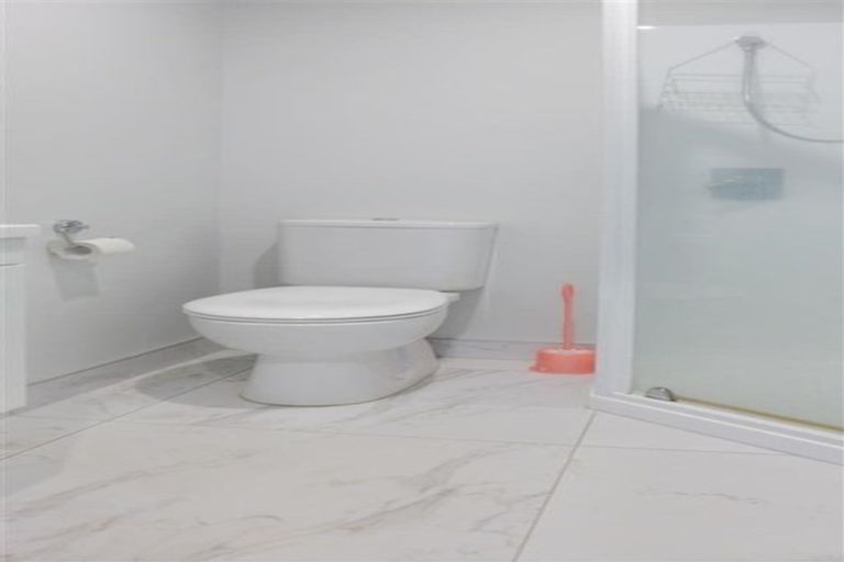 Photo of property in 284a Kirkbride Road, Mangere, Auckland, 2022