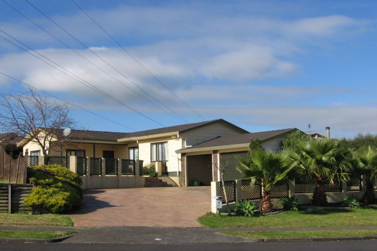 Photo of property in 6 Crail Court, Totara Heights, Auckland, 2105