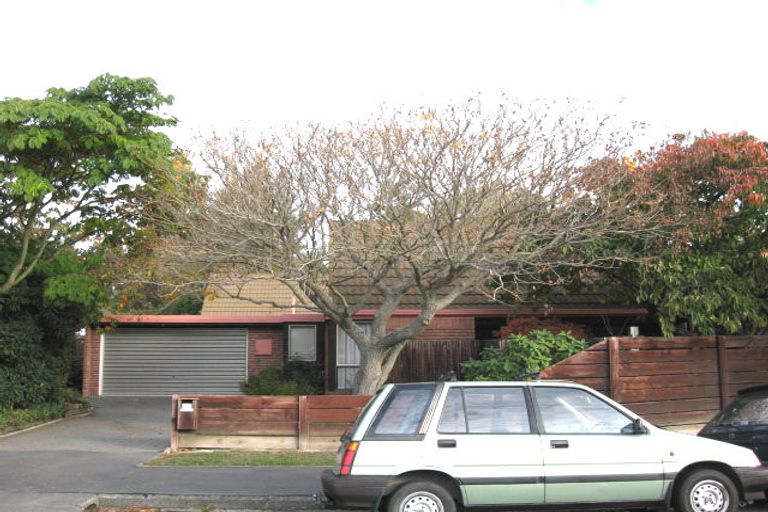 Photo of property in 1/25 Montana Avenue, Ilam, Christchurch, 8041