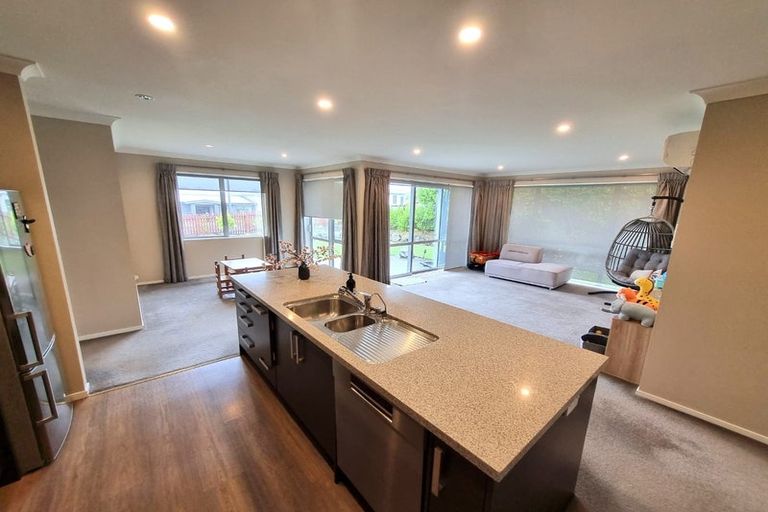 Photo of property in 11 Jezero Drive, Massey, Auckland, 0614