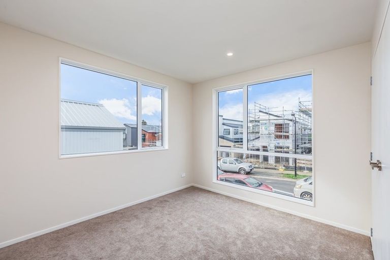 Photo of property in 40 Kea Road, Silverdale, 0932