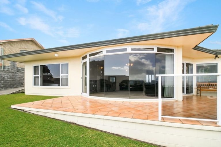 Photo of property in 16d Burns Street, Westown, New Plymouth, 4310