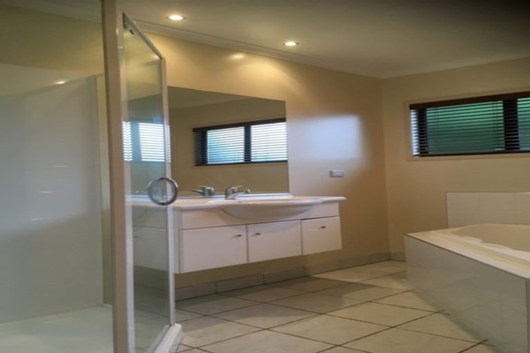 Photo of property in 45 Oaklands Drive, Cambridge, 3434