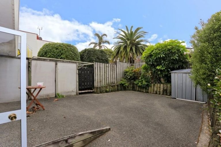 Photo of property in 2/19 Sixth Avenue, Tauranga, 3110