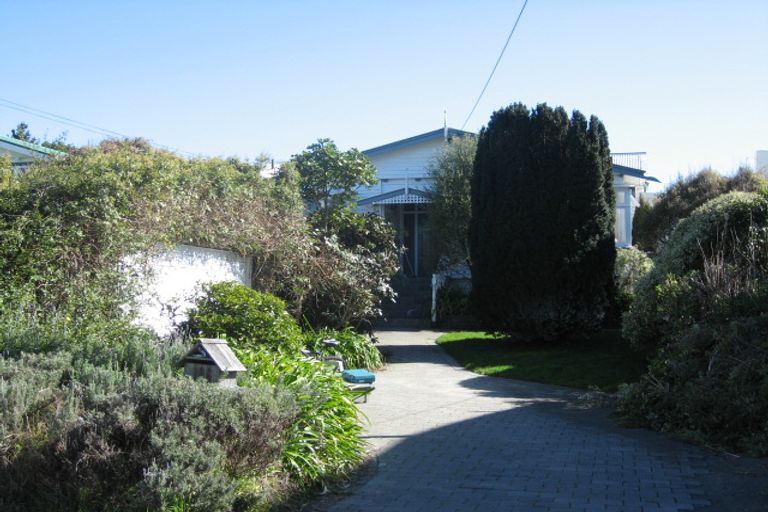 Photo of property in 106 Messines Road, Karori, Wellington, 6012