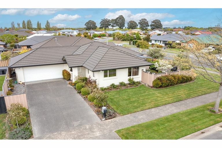 Photo of property in 3 Mahlet Street, Northwood, Christchurch, 8051