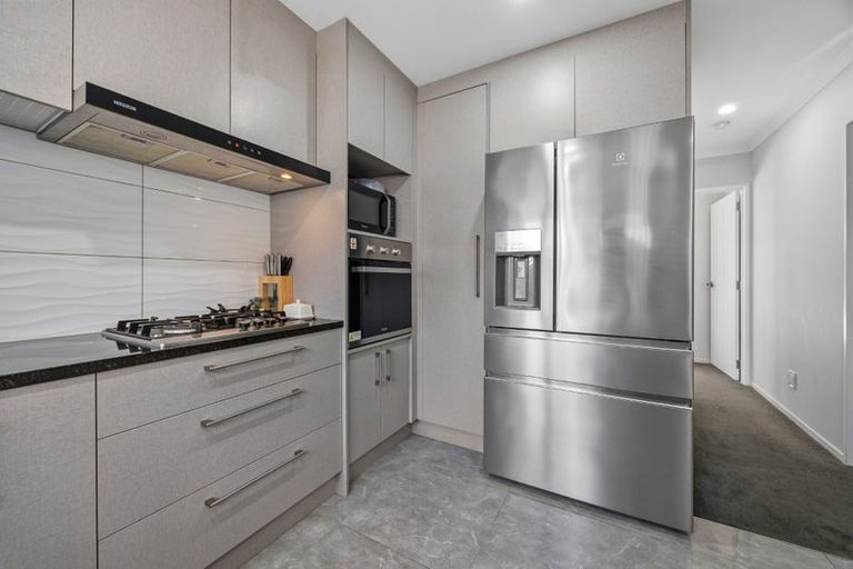 Photo of property in 6 Te Hiko Way, Mangere, Auckland, 2022