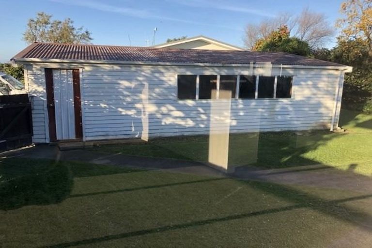 Photo of property in 10 Jupiter Street, Milson, Palmerston North, 4414