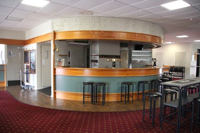 Photo of property in 1-3 Easton Street, Foxton, 4814