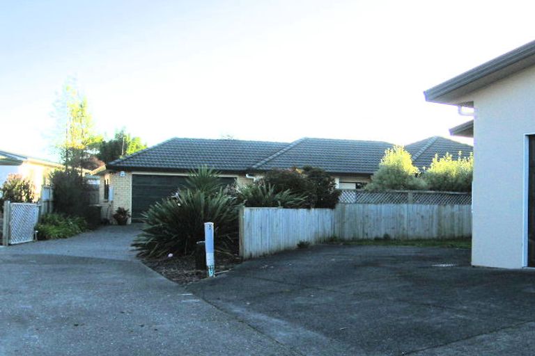 Photo of property in 7 Swanson Oaks, Swanson, Auckland, 0612