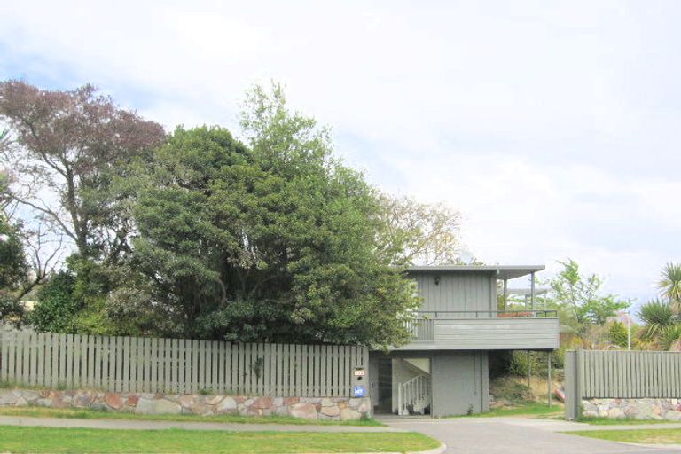 Photo of property in 42 Ngamotu Road, Hilltop, Taupo, 3330